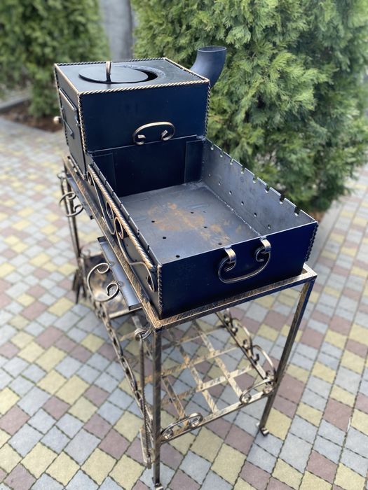 Мангал кований з піччю і столиком: