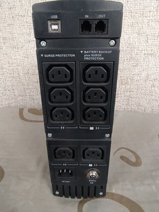 UPS, ИБП, безперебійник Eaton 5110 420 Вт 12 В