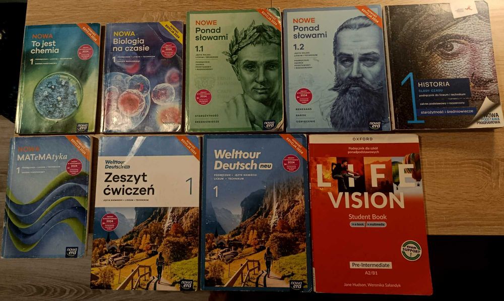 Książki do 1 liceum