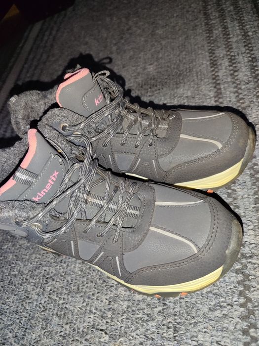 Кросівки зимові 36 розмір