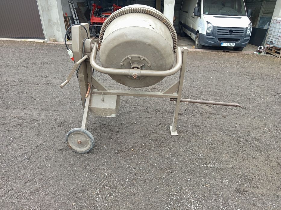 Betoniarka  Duża 150 L na 220v-400V