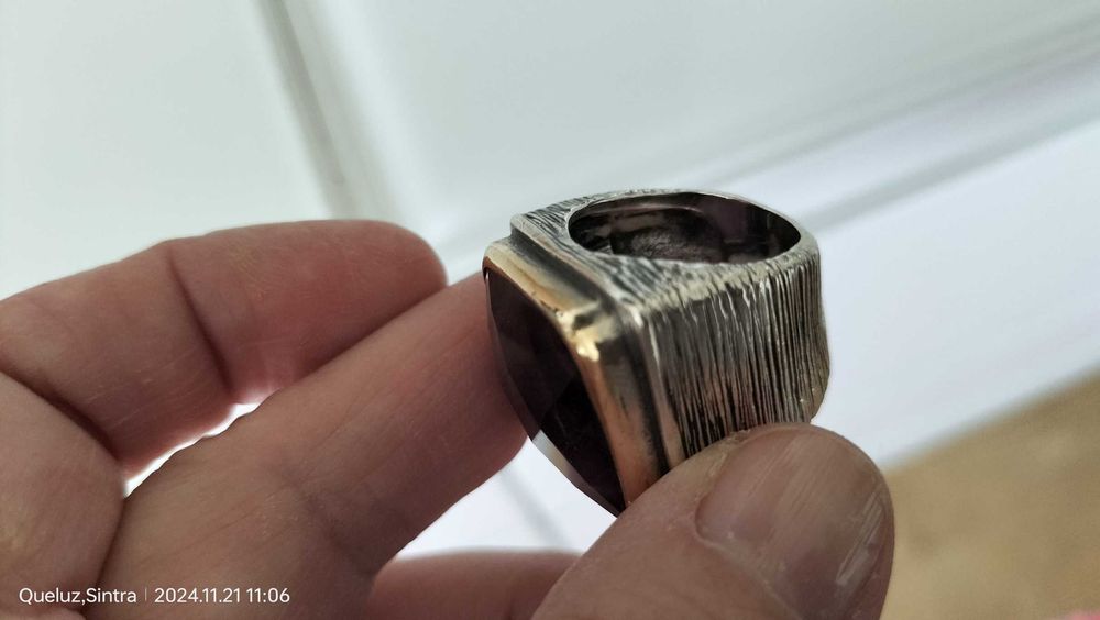 Anel em prata e ouro com ametista