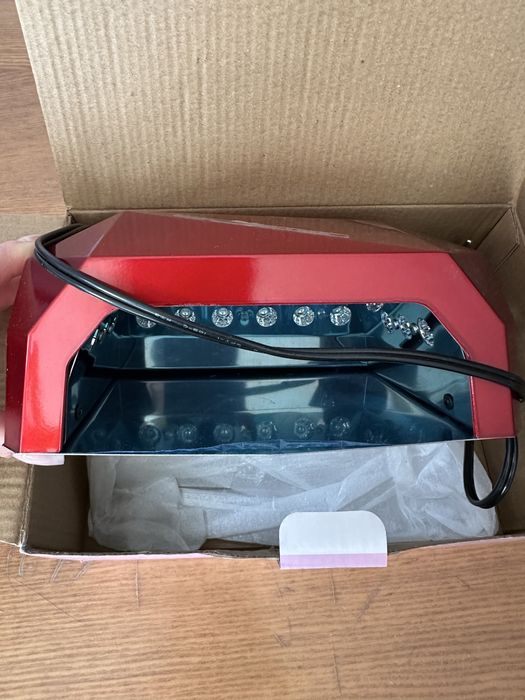 Лампа для манікюру