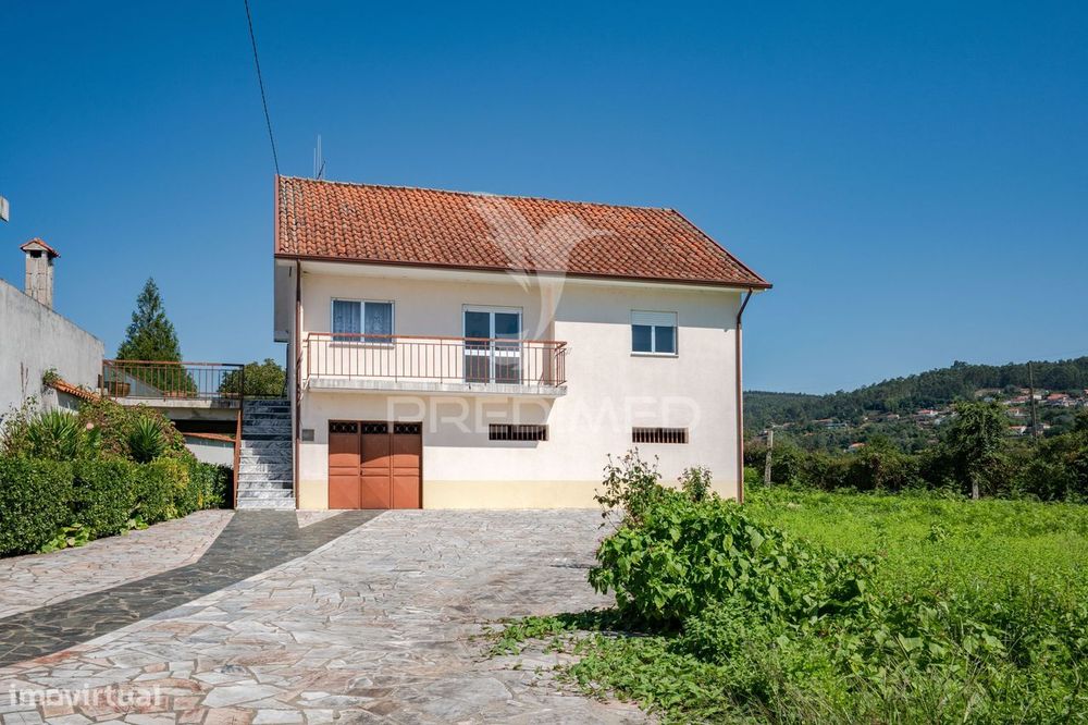 Moradia T3 em Ribeira de Neiva, Vila Verde | Grande Potencial
