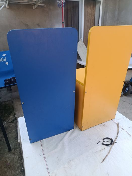Продам 2 стула в паре