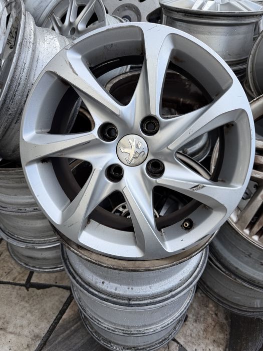 Jantes 15 Originais Peugeot 208 em 4x108