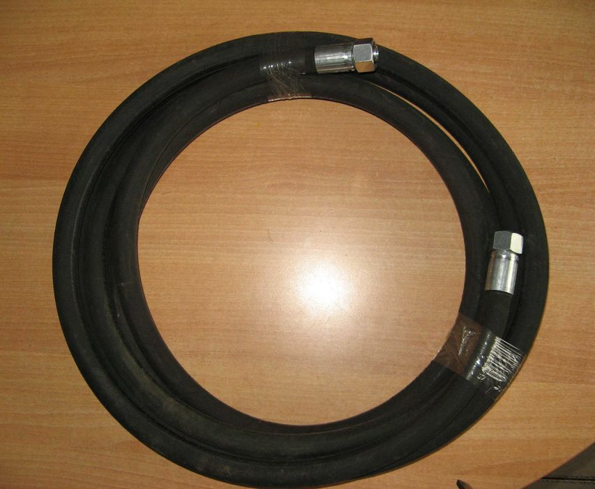 Przewód hydrauliczny przyczepy rolniczej D-47 i inne. Długość 5,8m