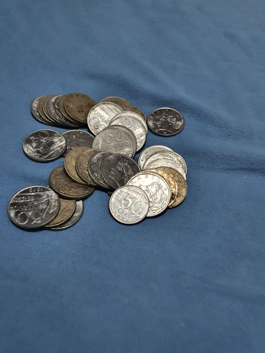 Vendo moedas para coleção