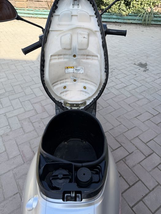 Продам Suzuki lets 2