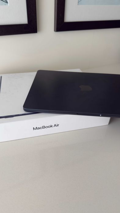Apple Macbook Air M5 512GB 100% "azul" + todos os acessórios e fatura. Aceito trocas/retomas