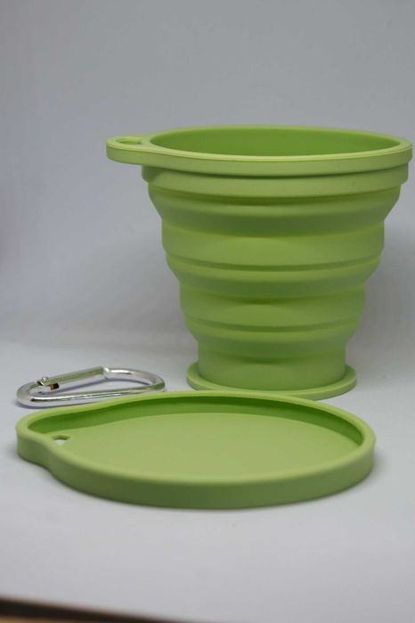 Składany kubek turystyczny na camping EDC Kraków