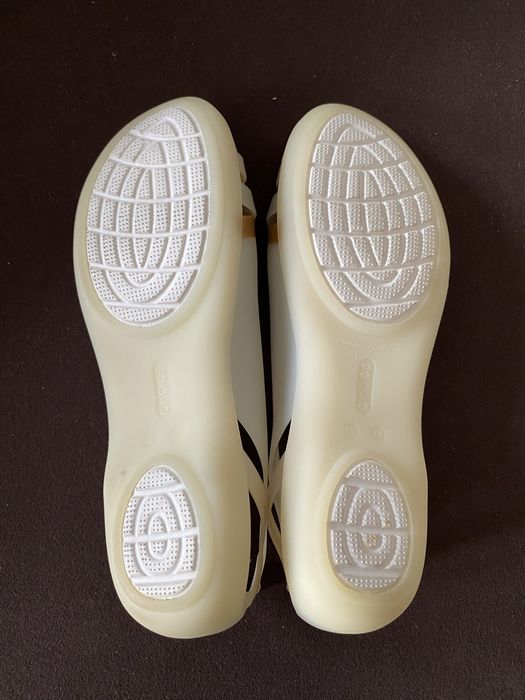 Nowe sandały Crocs Isabella Huarache 2 Flat Oyster r. 42/43 W11