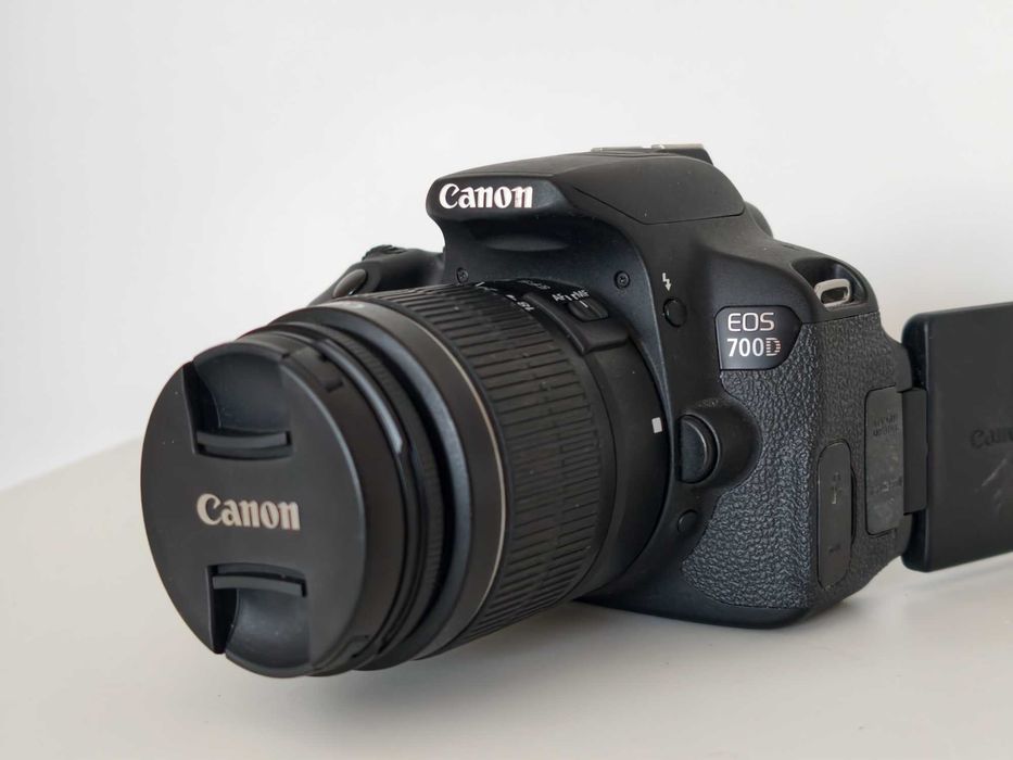 Canon EOS 700D пробіг 3000
