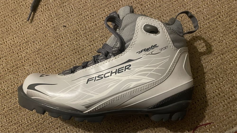 Черевики для бігових лиж Fischer XC Sport