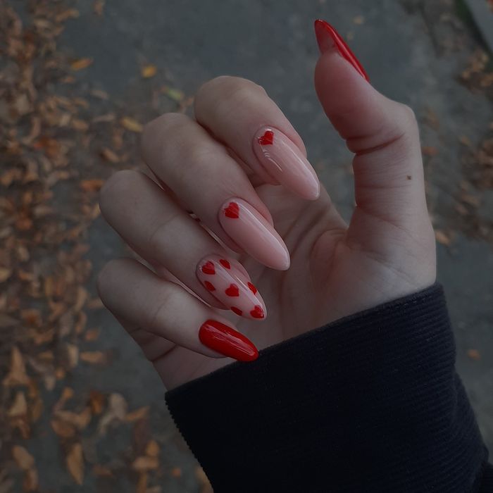 Манікюр покриття гель лаком