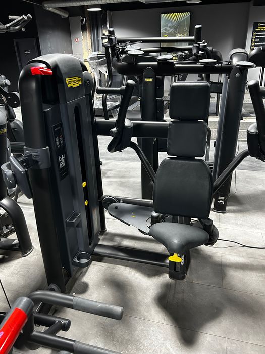 Máquina Pectoral / Peito Technogym Selection 900