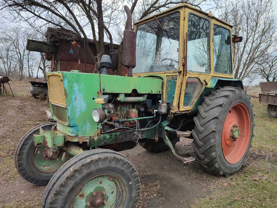 Продам трактор ЮМЗ 6