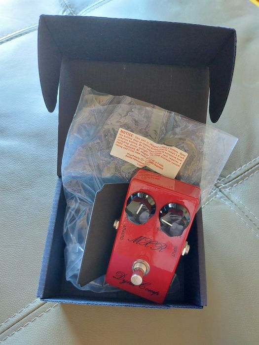 Pedal Compressor - Mxr dyna comp script '76 reissue