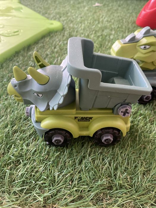 Dinossauro Carro, Transformer, luz de presença