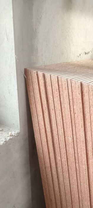 Озноб фанера новая 650гр один лист .Торг