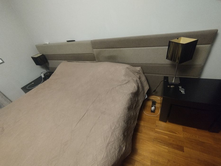 Cama + Cabeceira + Mesa de Cabeceira