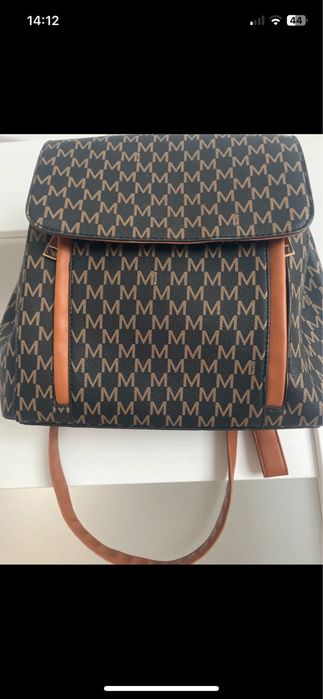 Torebko plecak w kolorze brazowym