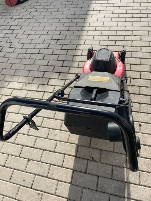 Corta relva elétrico