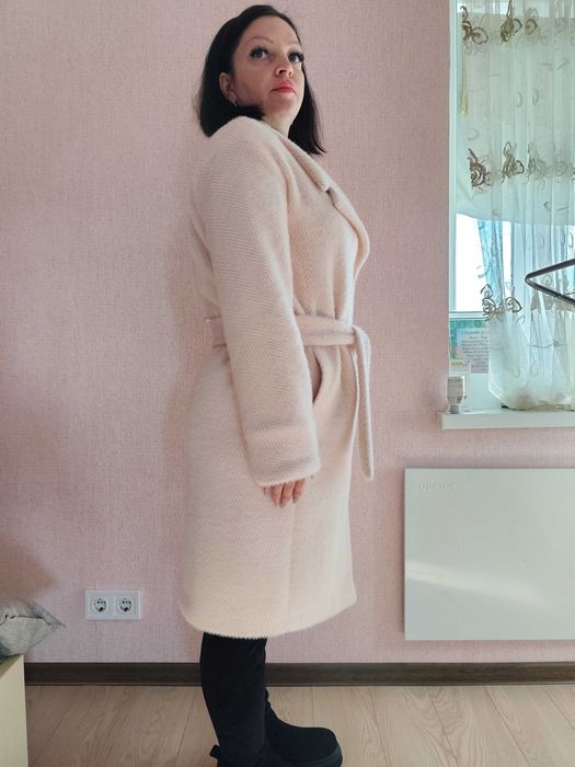 Продам пальто осінь