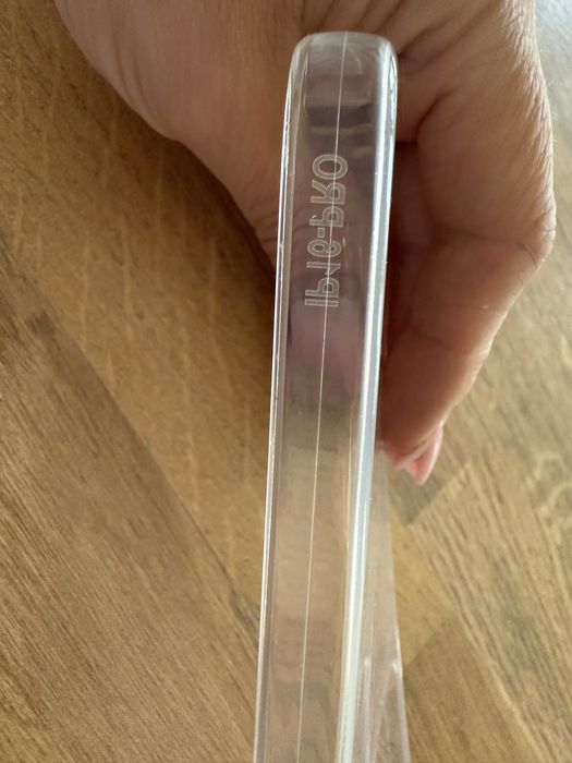 Przezroczyste etui na Iphone 16 pro
