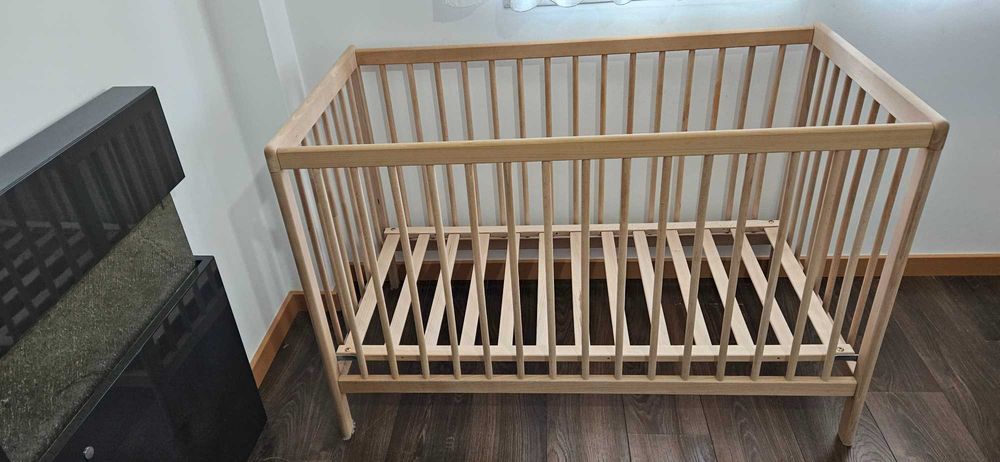 Berço Clássico Madeira estilo Minimalista + Colchão  kids