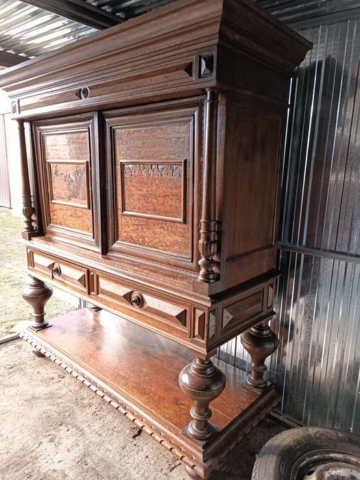 Piękny  stary mebel