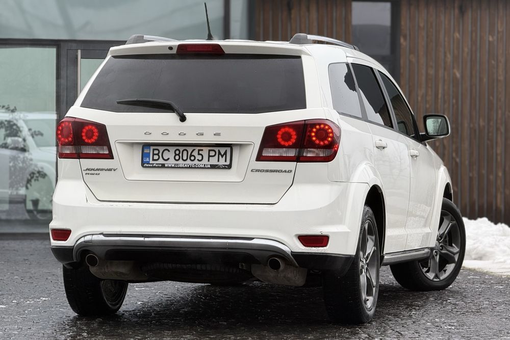 Dodge Journey 3.6 бензин 4WD 7 мест