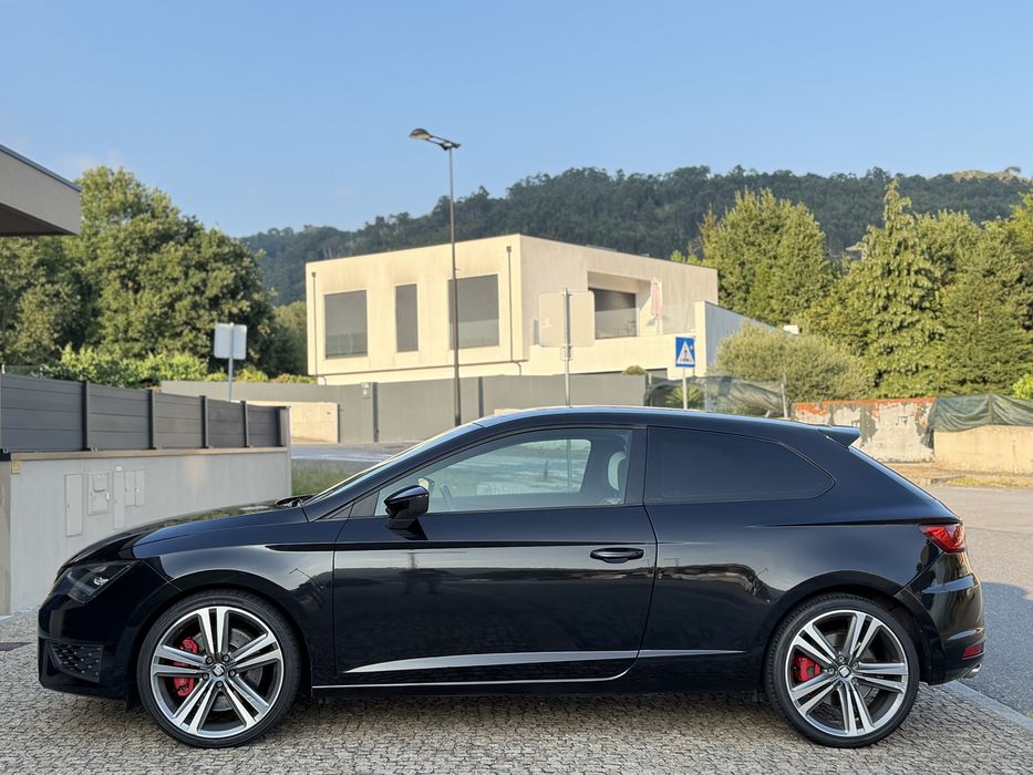 SEAT Leon — fotografia 4
