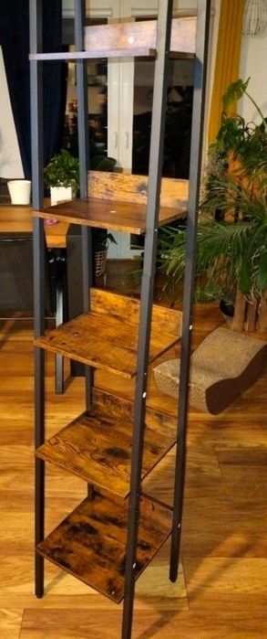 Industrialny regał stojący czarny 5 półek drabinka na książki loft mod