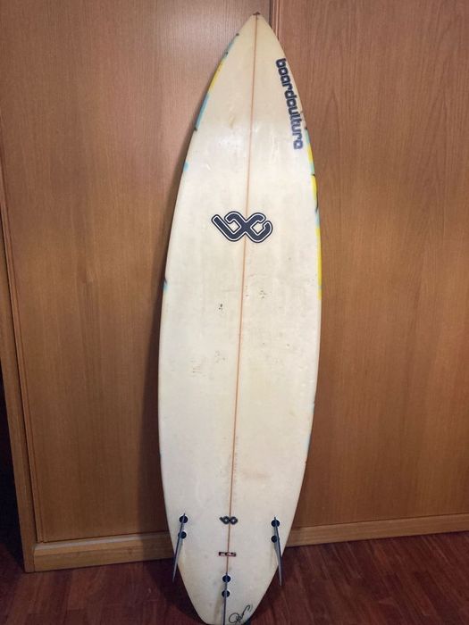 Prancha de surf human made