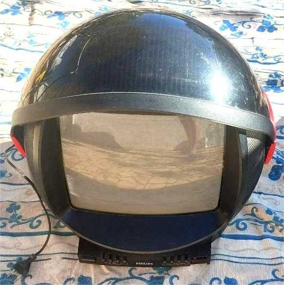 TV Philips Discoverer/ Space Helmet 14GR1220/10B – raro, colecionável