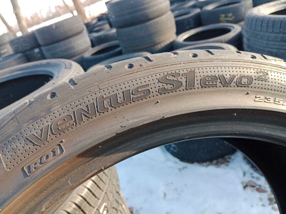 Opona używana 235/40R19 Hankook Ventus S1evo2 1szt.