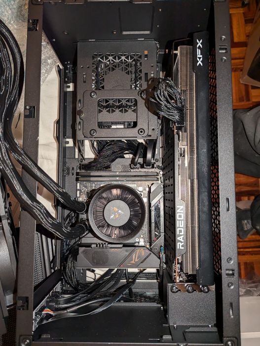 PC gaming 9800x3d/32gb/7800xt
