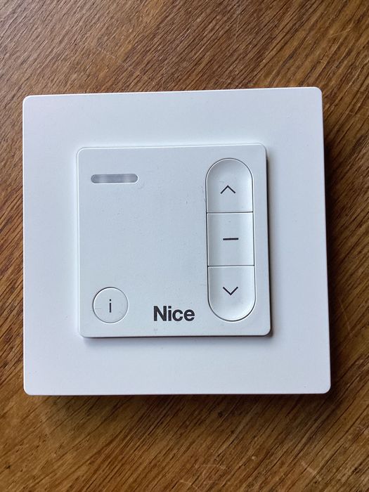 Sprzedam nowe piloty do żaluzji NICE DOMI W1