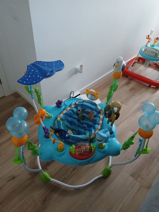 Saltitão de criança Nemo