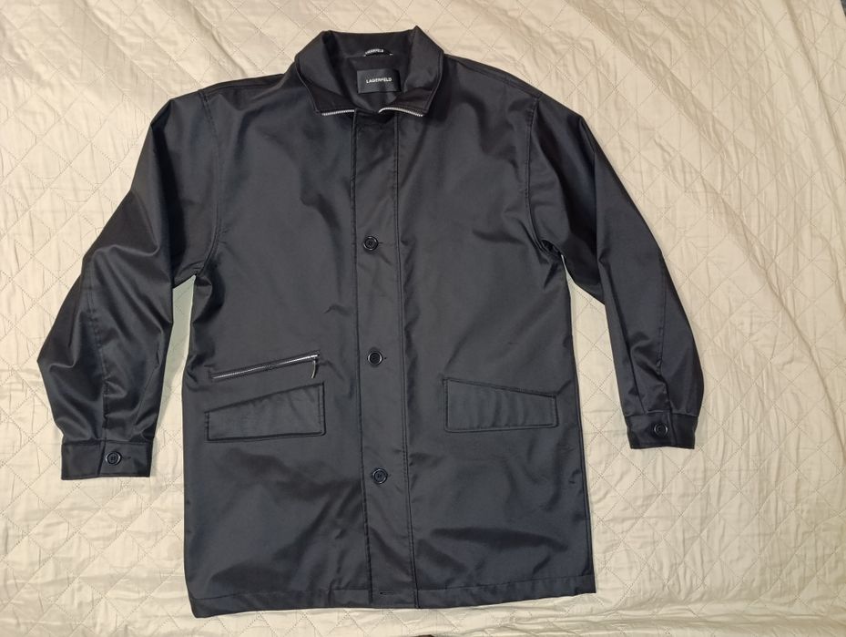 Демисезонная мужская куртка Karl Lagerfeld р.50-52

Це Приватбанк