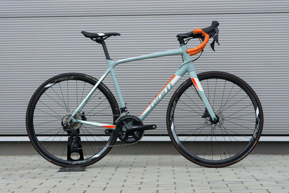 Rower Szosowy Giant Contend SL 1 Hydraulika Shimano 105 2x10 M/L