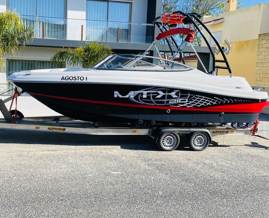 Rinker MXT 210