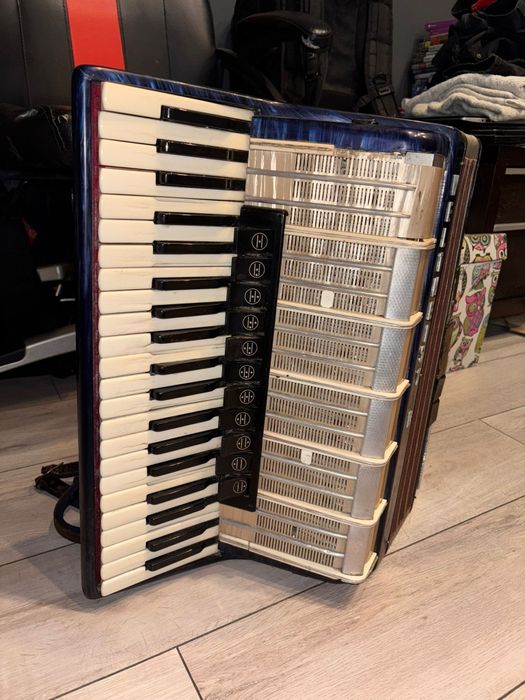 Akordeon Weltmeister Amigo