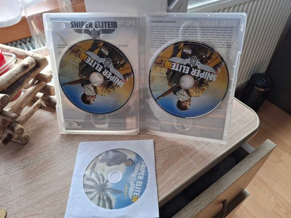 Sniper Elite III pudeło z płytkami