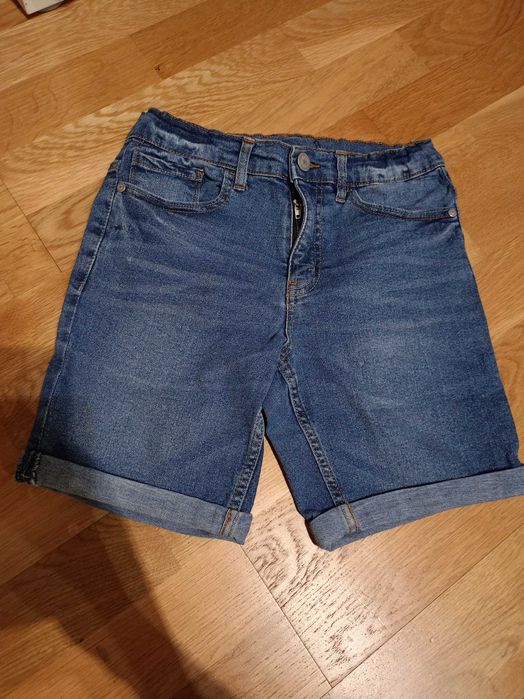 Spodenki chłopięce r. 146