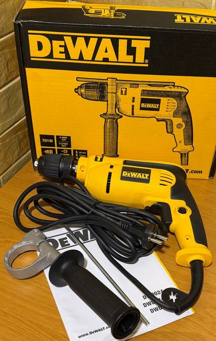 Dewalt dwd024s-qs дриль-ударна 701w. Оригінал із Німеччини