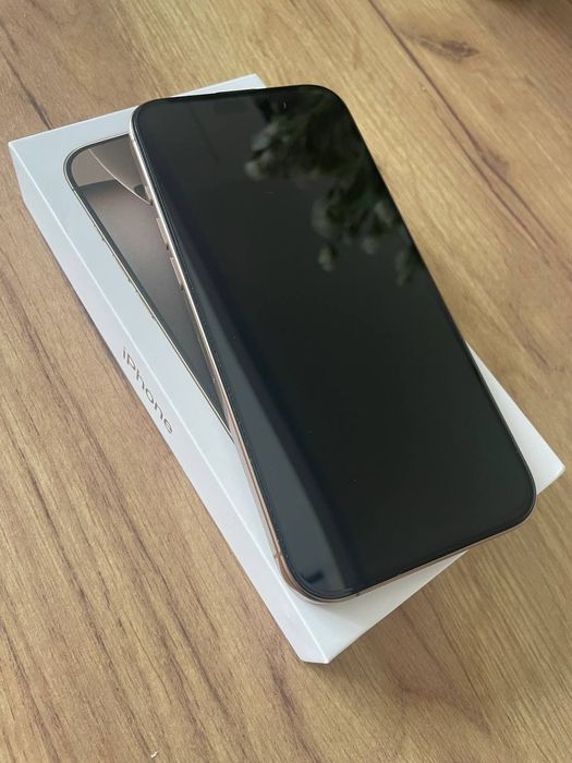 Продам IPhone 16 Pro Max 256 gb