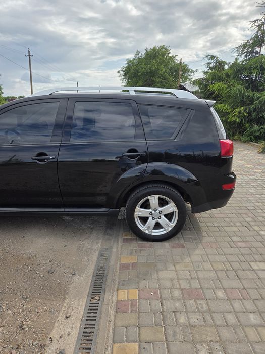 Продаж авто Пежо 4007