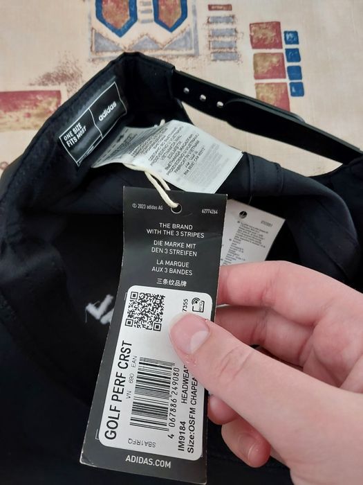 Продам кепку Adidas орігінал